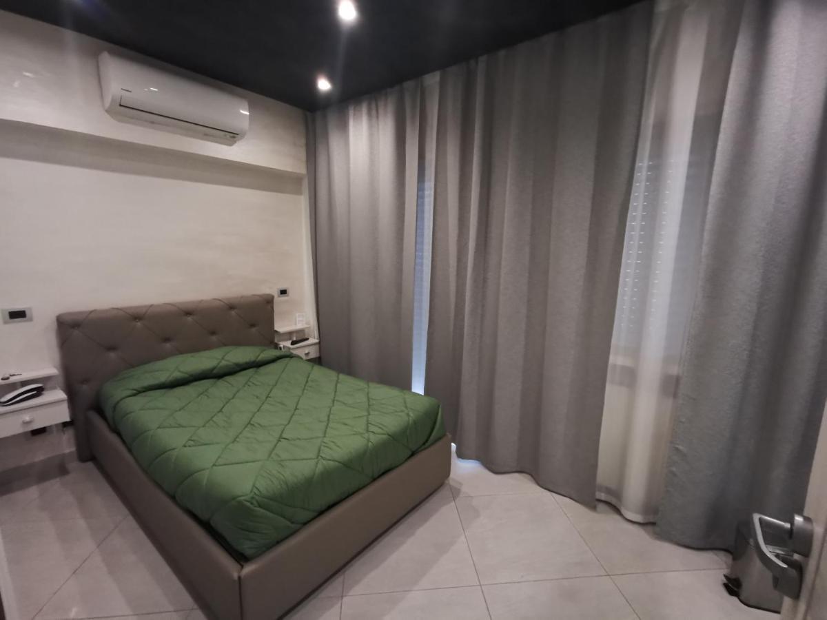 ريندي B&B Rossini Luxury المظهر الخارجي الصورة