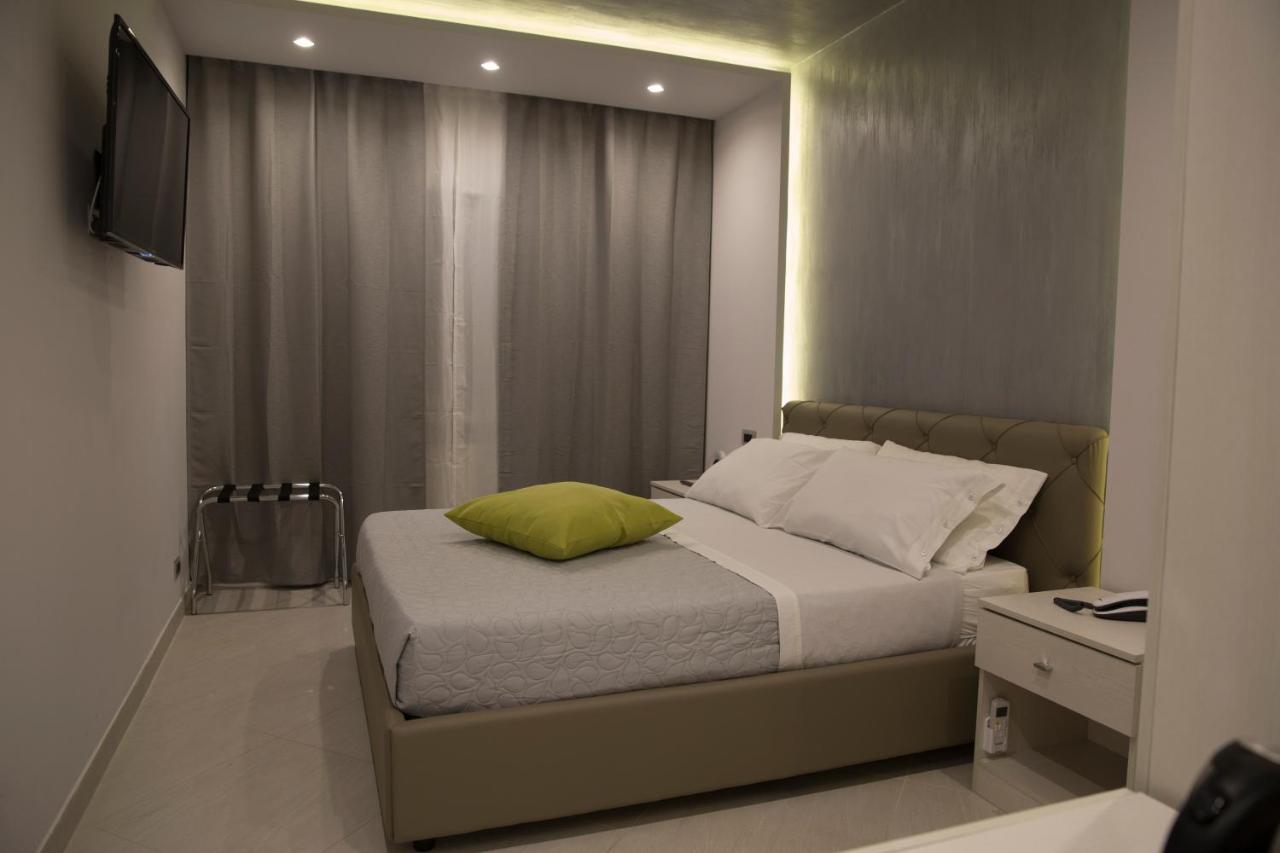 ريندي B&B Rossini Luxury المظهر الخارجي الصورة