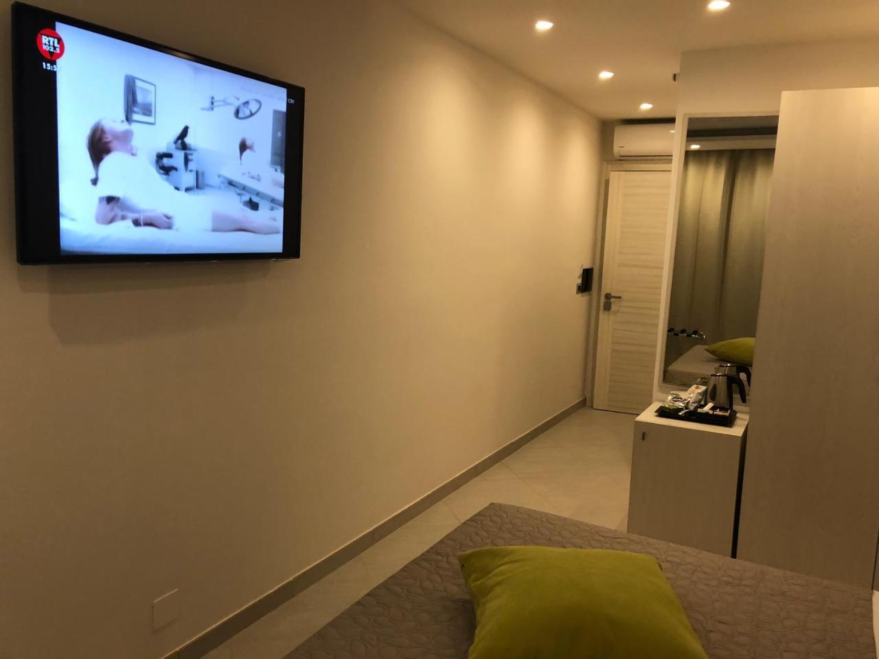 ريندي B&B Rossini Luxury المظهر الخارجي الصورة