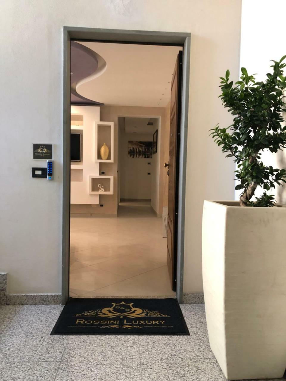 ريندي B&B Rossini Luxury المظهر الخارجي الصورة